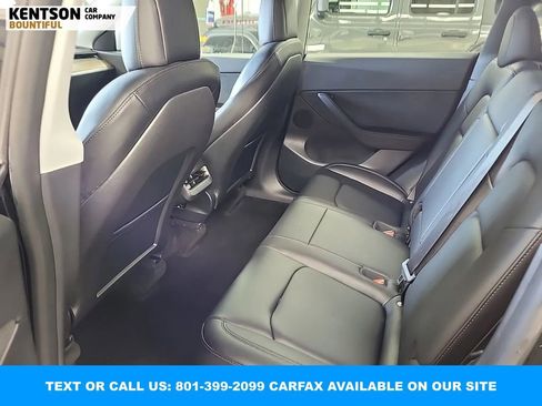 Used 2022 Tesla Model Y Long Range image 9