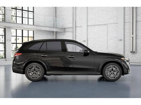 New 2026 Mercedes-Benz GLC 300 4MATIC image 16