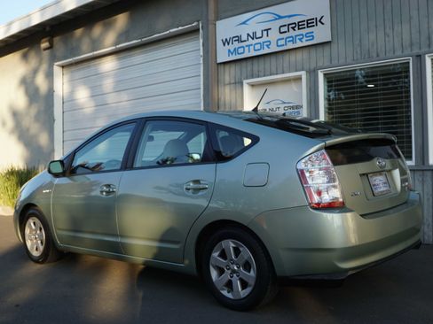 Used 2007 Toyota Prius Touring image 18