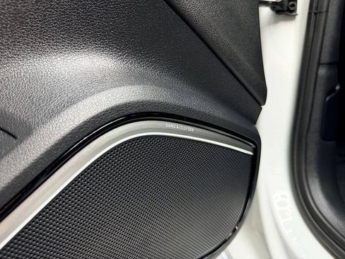 Used 2017 Audi A3 e-tron Prestige FWD image 8