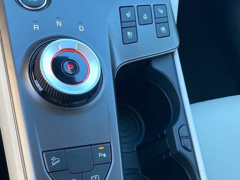 New 2026 Kia Sportage SX Prestige AWD/4WD image 16