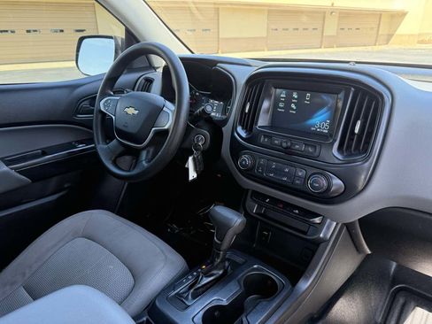 Used 2018 Chevrolet Colorado W/T w/ WT Convenience Package image 16