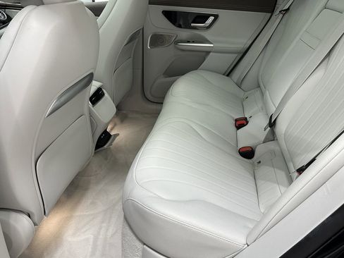 Certified 2024 Mercedes-Benz EQE 500 4MATIC SUV image 26