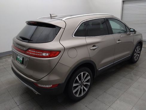 Used 2019 Lincoln MKC Reserve w/ MKC Technology Package FWD image 9