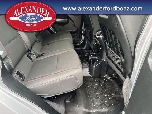 Used 2020 Jeep Gladiator Rubicon image 21