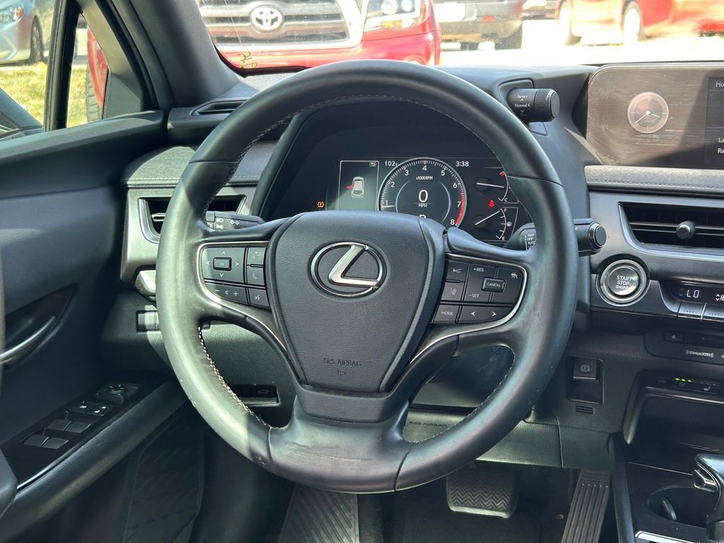 Used 2021 Lexus UX 200 w/ Premium Package FWD image 36