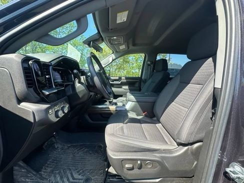 Used 2022 Chevrolet Silverado 1500 RST AWD/4WD image 23