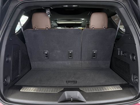 Used 2021 Chevrolet Tahoe High Country w/ Premium Package image 18