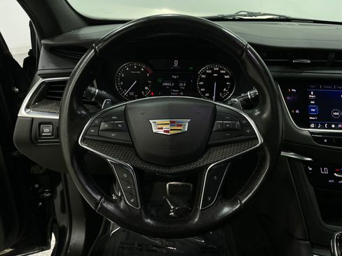 Used 2020 Cadillac XT5 Sportv w/ LPO, Floor Liner Package AWD/4WD image 22