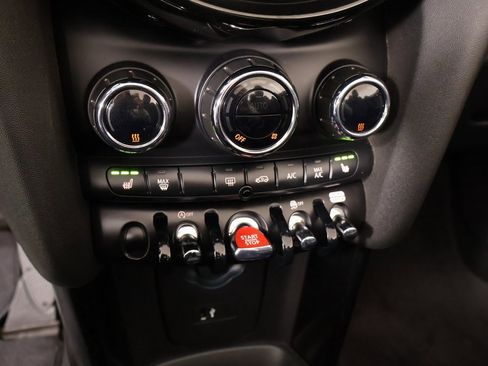 Certified 2024 MINI Cooper S image 9