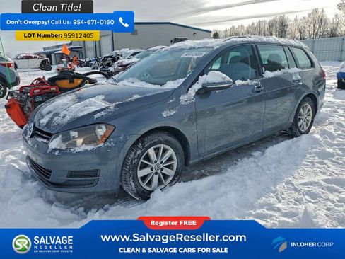 Used 2017 Volkswagen Golf SportWagen image 1