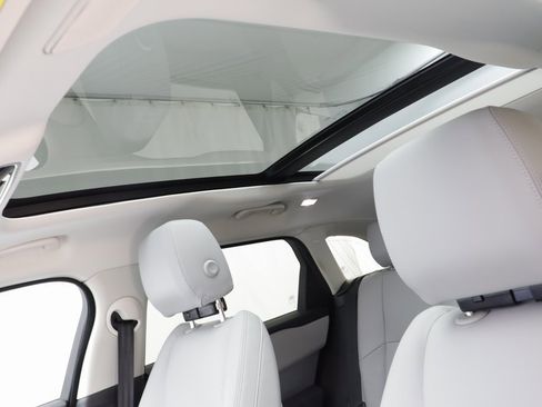 Certified 2025 Land Rover Range Rover Velar S image 14