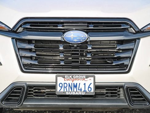 Used 2025 Subaru Ascent Bronze Edition image 7