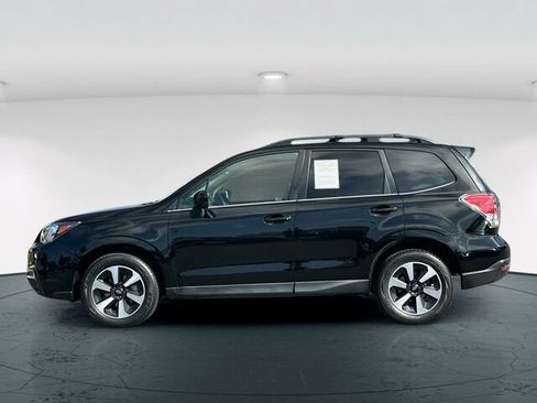 Used 2018 Subaru Forester 2.5i Limited AWD/4WD image 3