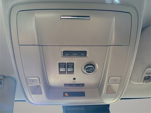 Used 2017 Chevrolet Tahoe Premier image 13