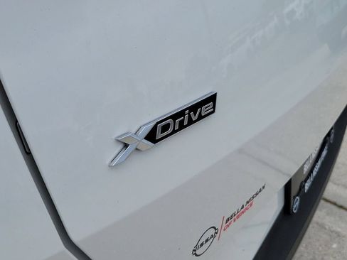 Used 2025 BMW X3 xDrive30i AWD/4WD image 16