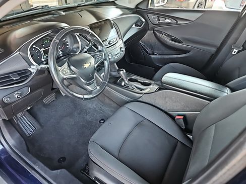 Used 2016 Chevrolet Malibu LT FWD image 10