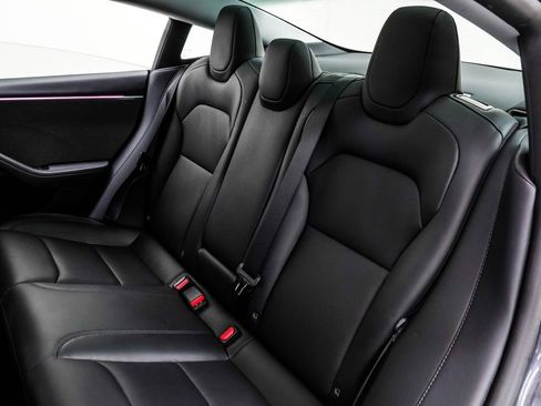 Used 2025 Tesla Model 3 RWD image 17