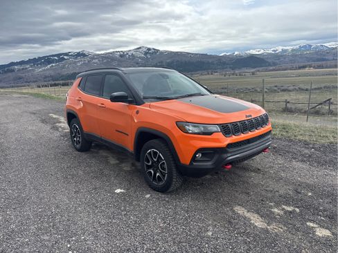 New 2026 Jeep Compass Trailhawk image 20