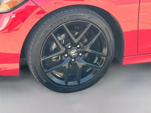 Used 2025 Honda Civic Sport image 28