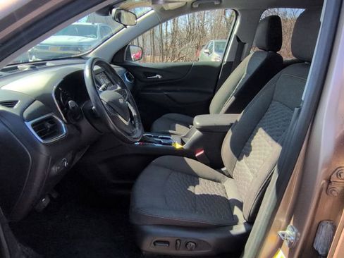 Used 2019 Chevrolet Equinox LT w/ Driver Convenience Package image 20