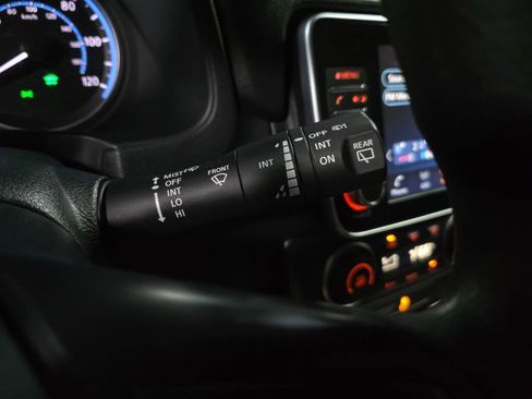 Used 2023 Nissan Leaf S image 20