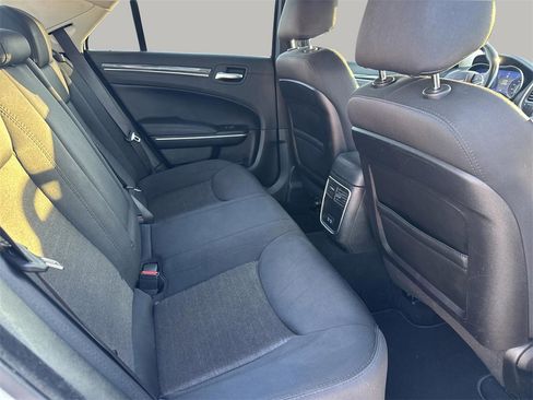 Used 2019 Chrysler 300 Touring w/ Sport Appearance Package image 11