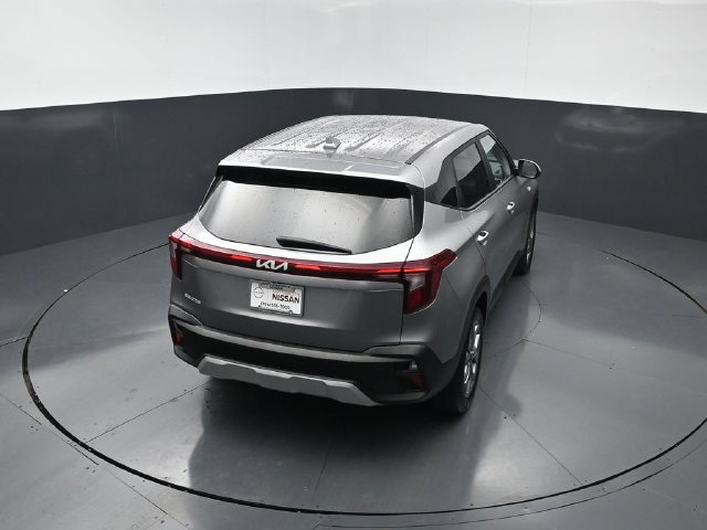 Used 2026 Kia Seltos LX FWD image 30