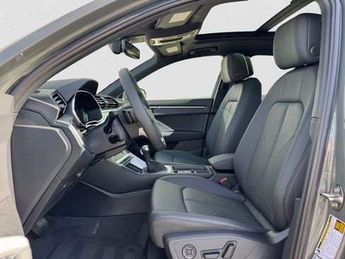 Used 2025 Audi Q3 2.0T Premium Plus w/ Premium Plus Package image 10