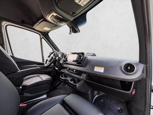 Used 2026 Mercedes-Benz Sprinter 2500 image 20