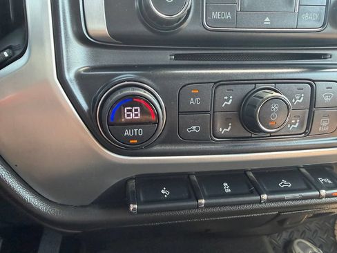 Used 2017 GMC Sierra 1500 SLE w/ SLE Value Package AWD/4WD image 13