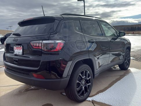 New 2026 Jeep Compass Latitude AWD/4WD image 5