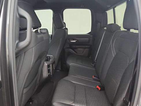 New 2026 RAM 1500 Express AWD/4WD image 28