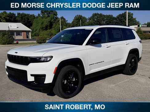 New 2025 Jeep Grand Cherokee L Altitude AWD/4WD image 1