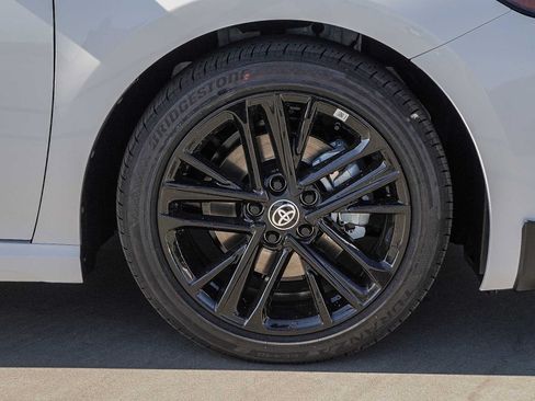New 2026 Toyota Camry SE w/ Convenience Package FWD image 10