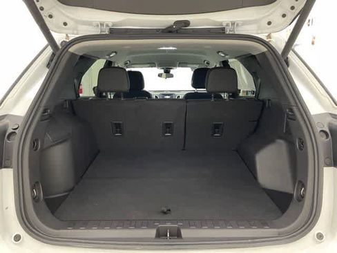 Certified 2024 Chevrolet Equinox LT AWD/4WD image 12