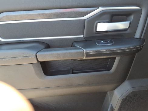 Used 2024 RAM 2500 Big Horn image 10