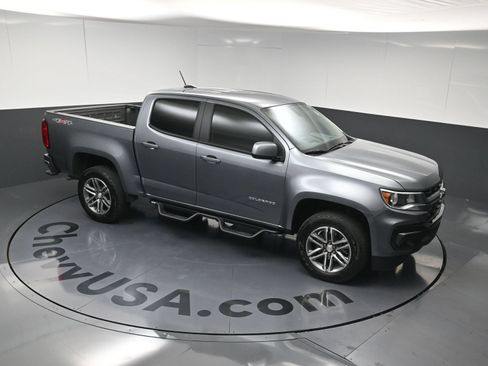 Used 2022 Chevrolet Colorado LT w/ LT Convenience Package AWD/4WD image 33