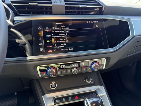 Used 2023 Audi Q3 2.0T Premium w/ Convenience Package image 22