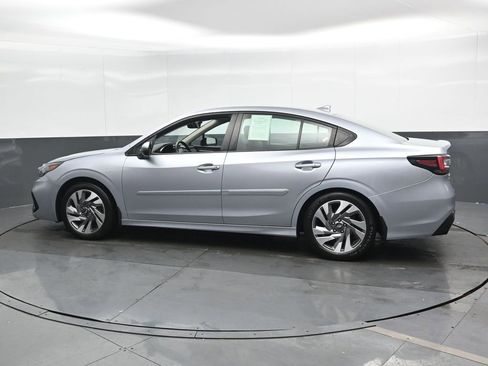 Used 2024 Subaru Legacy Limited image 9