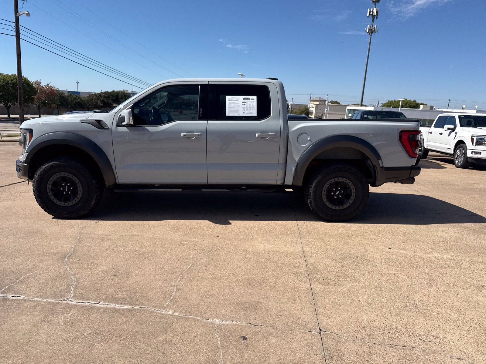 Used 2023 Ford F150 Raptor AWD/4WD image 4