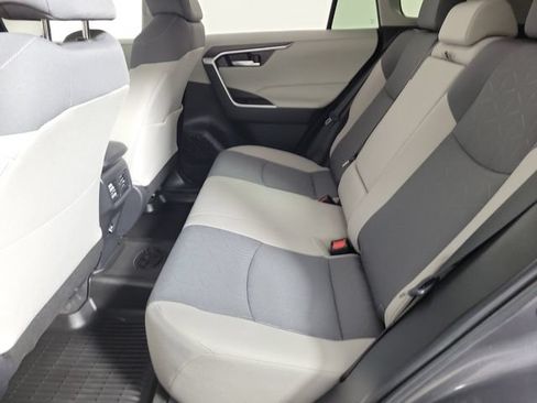 Used 2023 Toyota RAV4 XLE w/ Convenience Package FWD image 12