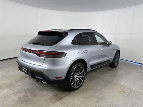 Certified 2026 Porsche Macan AWD/4WD image 7