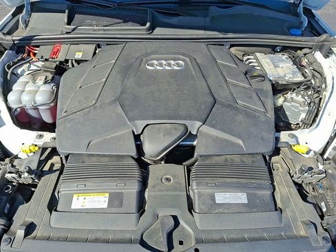 Used 2025 Audi Q7 3.0T Prestige w/ Prestige Package image 32