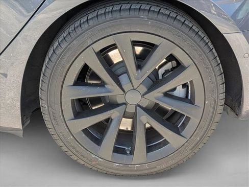 Used 2021 Tesla Model 3 Standard Range Plus image 7