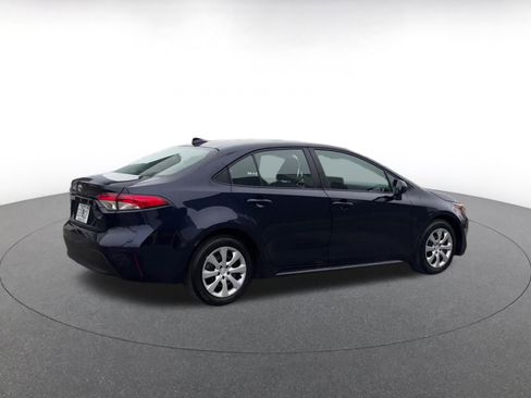 Used 2025 Toyota Corolla LE image 15