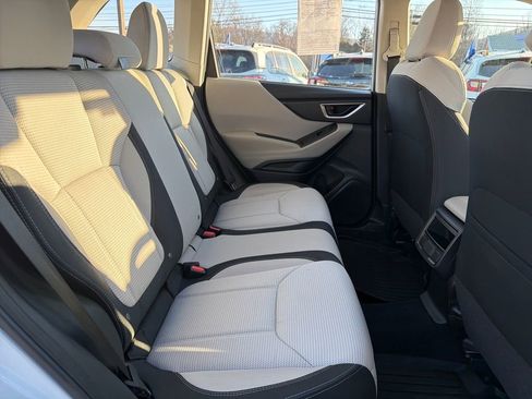 Certified 2023 Subaru Forester Base image 33