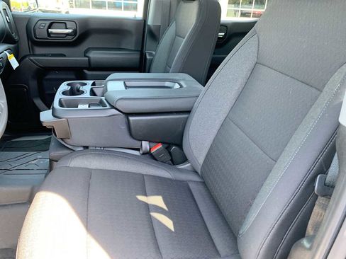 Certified 2026 Chevrolet Silverado 1500 Custom AWD/4WD image 18