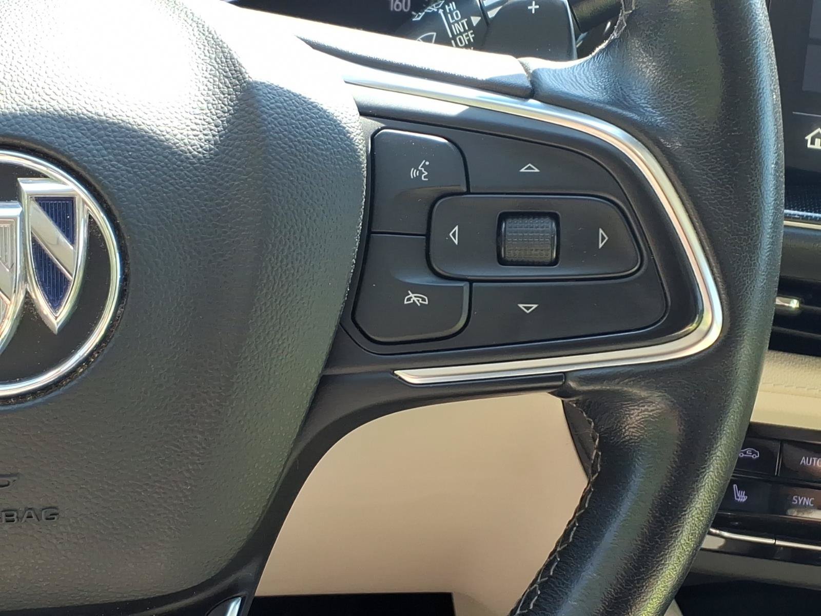 Used 2021 Buick Envision Essence w/ Technology Package I AWD/4WD image 18