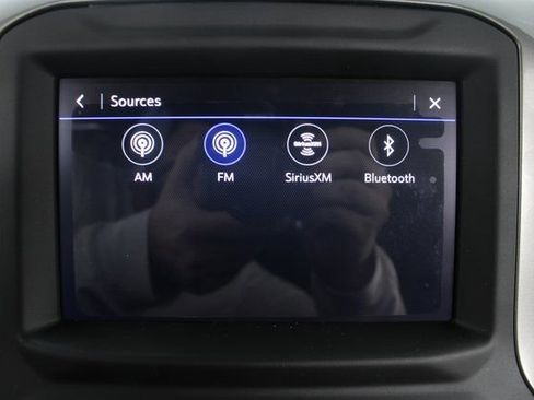 Used 2025 GMC Sierra 2500 Pro w/ Convenience Package image 5